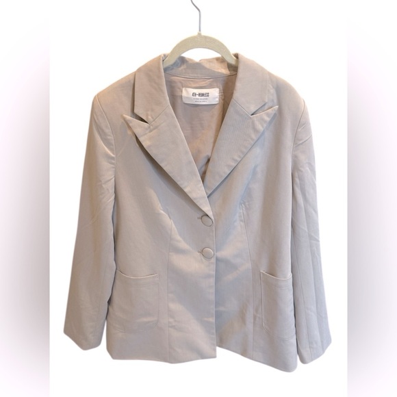 4th & Reckless Tailored Blazer Jacket Light Beige Open Back Modern Size 10 - Picture 1 of 3